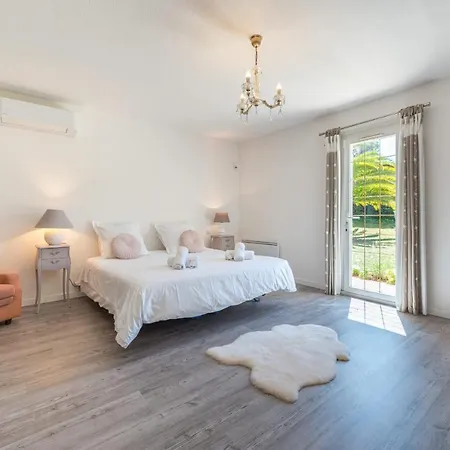 Holiday home La Caronath For 7 By Sunset *